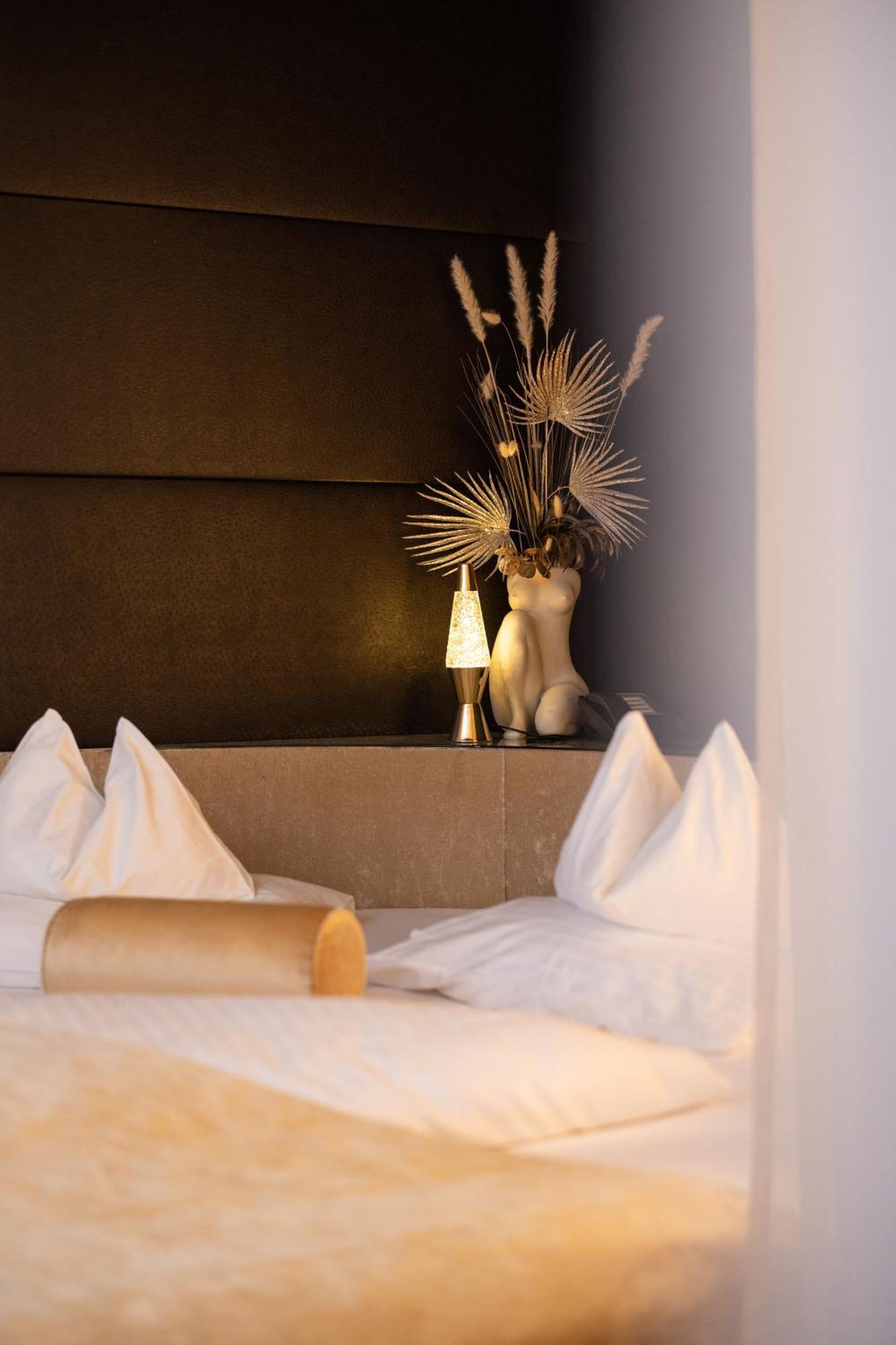 Maiers Kuschelhotel Loipersdorf Deluxe - Adults Only Fürstenfeld Zewnętrze zdjęcie