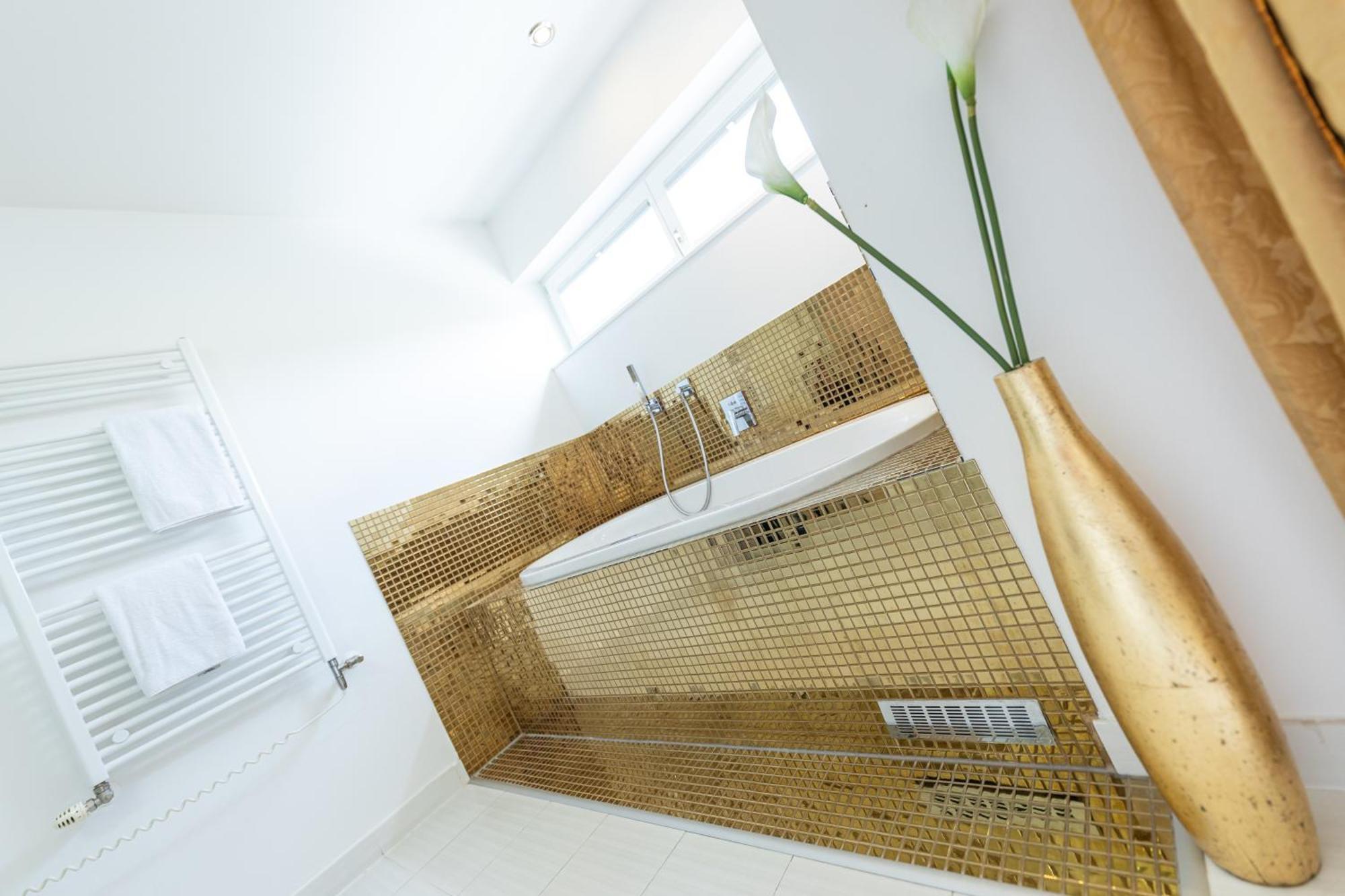 Maiers Kuschelhotel Loipersdorf Deluxe - Adults Only Fürstenfeld Zewnętrze zdjęcie