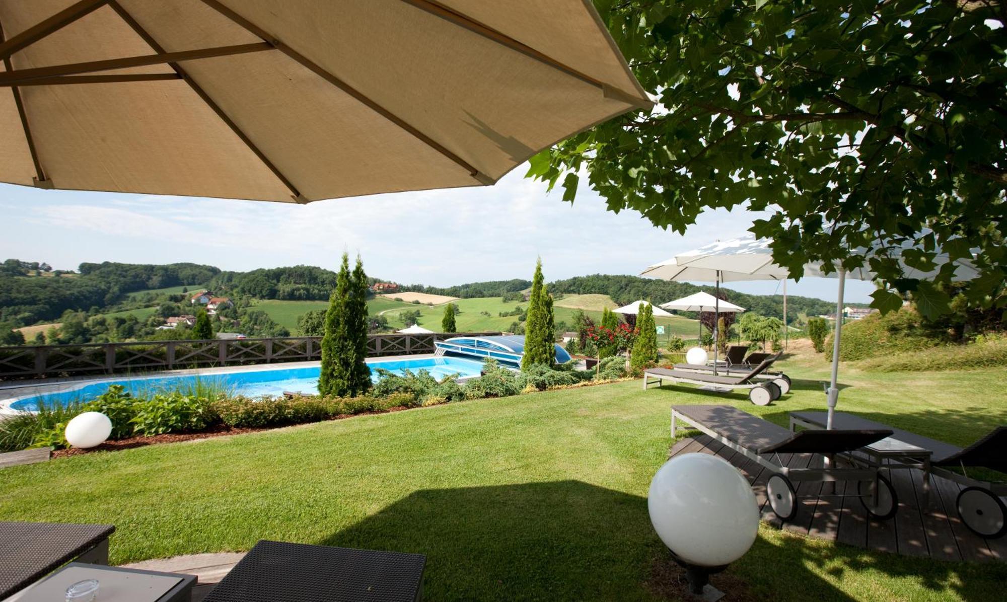 Maiers Kuschelhotel Loipersdorf Deluxe - Adults Only Fürstenfeld Zewnętrze zdjęcie