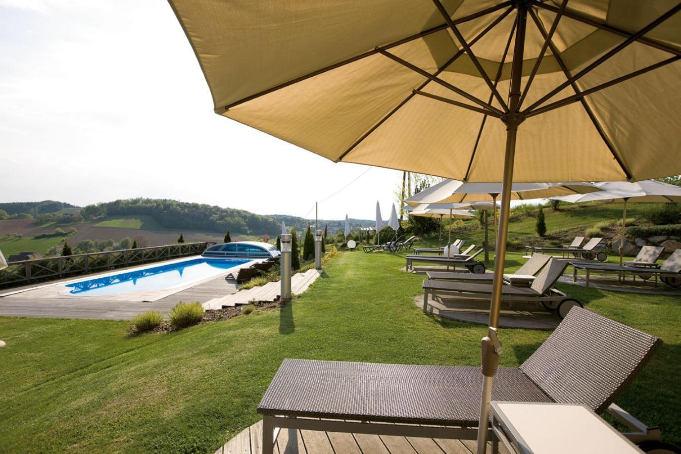 Maiers Kuschelhotel Loipersdorf Deluxe - Adults Only Fürstenfeld Zewnętrze zdjęcie
