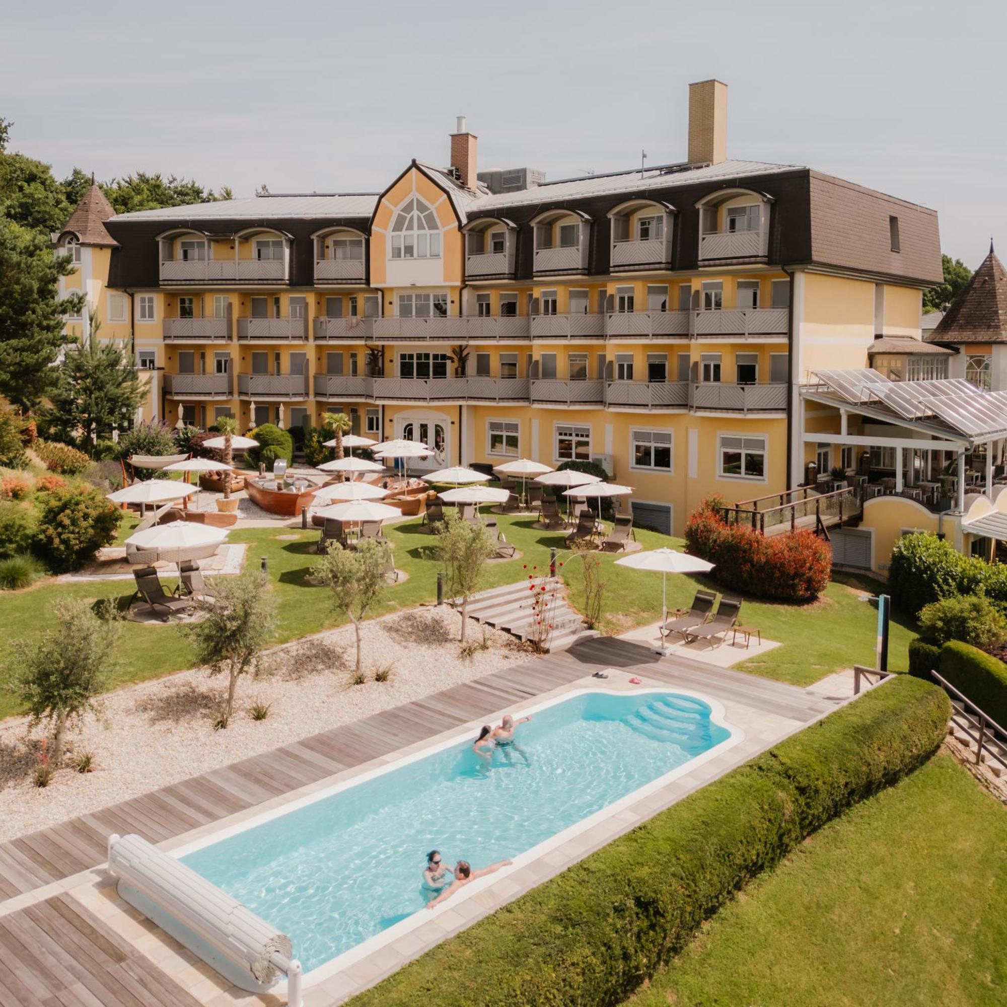 Maiers Kuschelhotel Loipersdorf Deluxe - Adults Only Fürstenfeld Zewnętrze zdjęcie